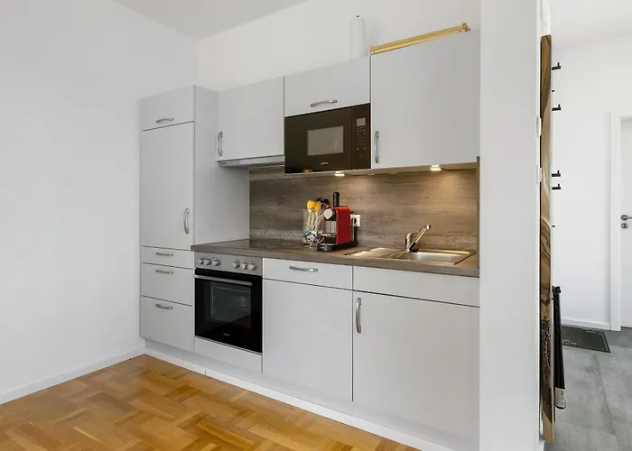 Apartment Im Gruenen Und Bodenseenaehe